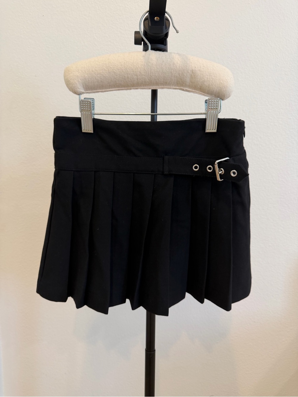 Zara Black Pleated Mini Skirt with Side Buckle